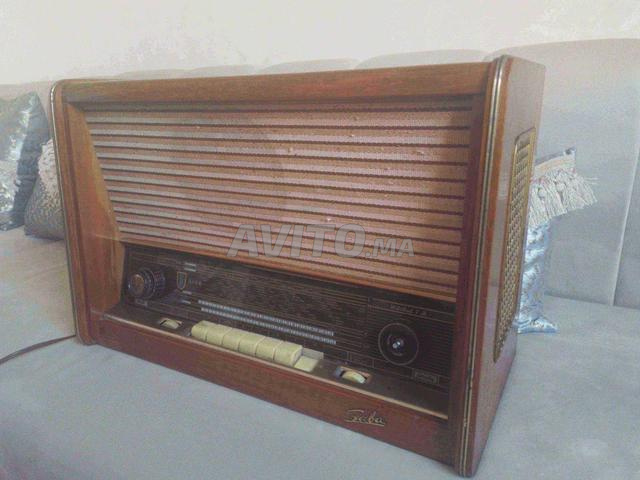 Radio Saba antique