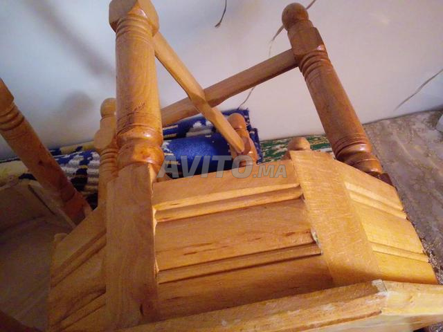Trois tables - 2