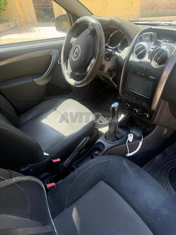 Duster à vendre