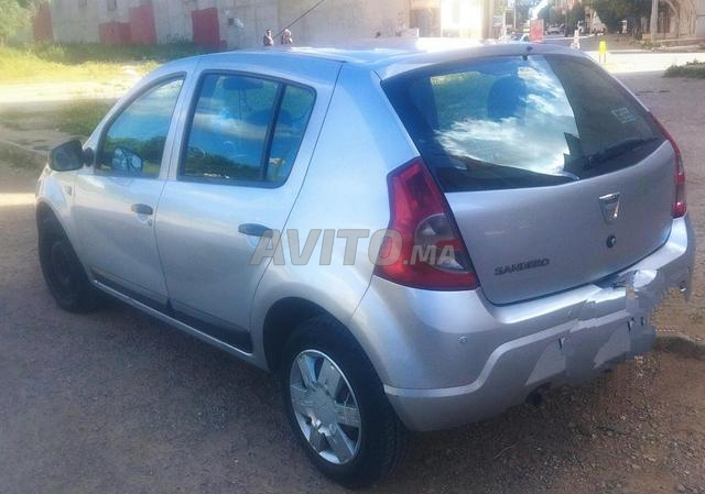 Dacia Sandero 2013 essence