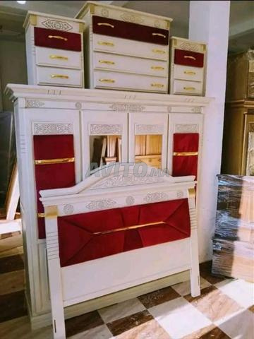 🤩.*Chambre à coucher fermée 4 portes bois fin.* - 2