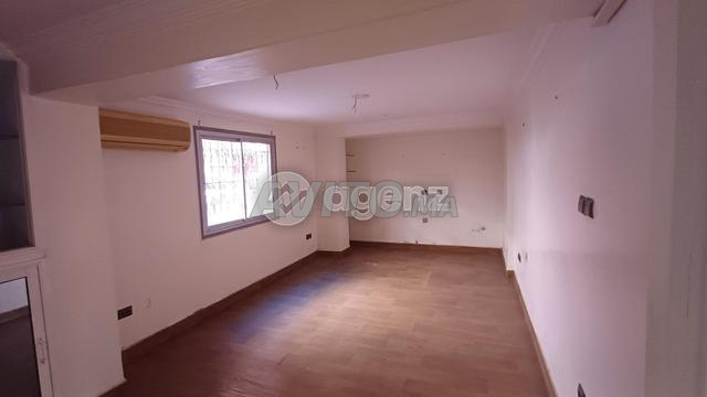 RAK-GU-1331 - Bureau à vendre à Guéliz - 2