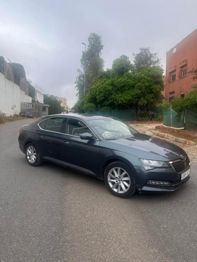 Skoda Superb Diesel Automatique 2021 à Casablanca