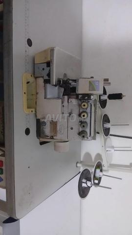 Machine à coudre - 2