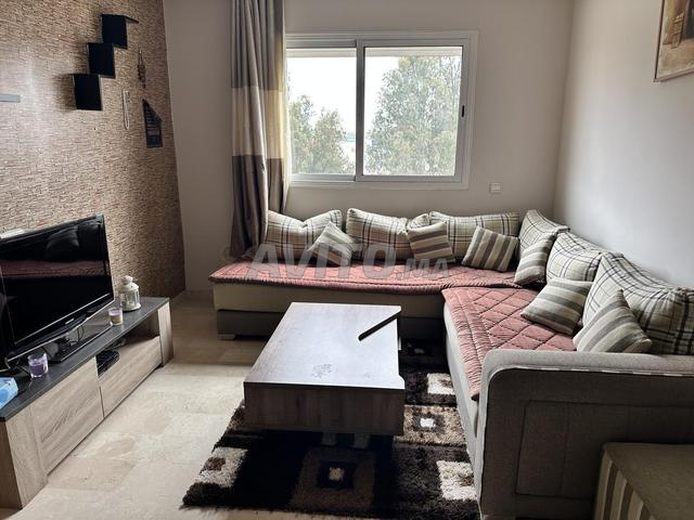 Bel appartement meublé à Bouskoura