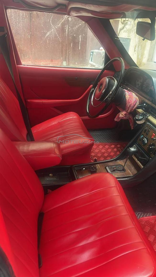 Mercedes-Benz 208 Diesel Automatique 1983 à Azrou