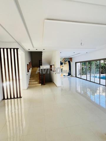 Superbe Villa à vendre Dar Bouazza lot Karli