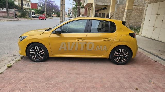Peugeot 208 Diesel - 2