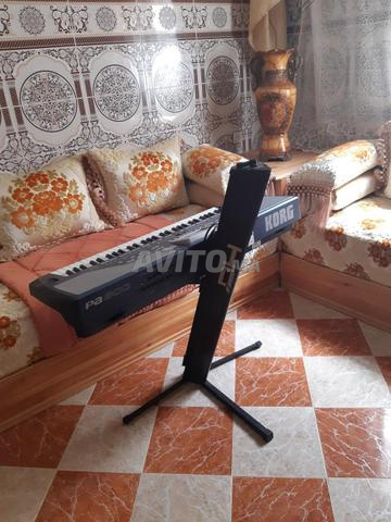 Korg pa 800 très propre - 2