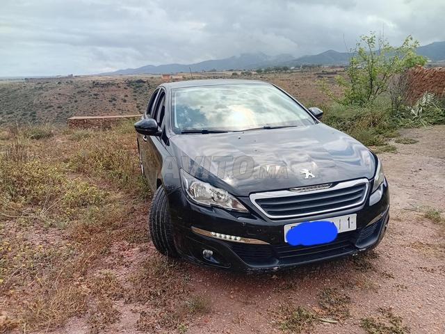 Peugeot 308 Diesel Manuelle 2017 à Nador