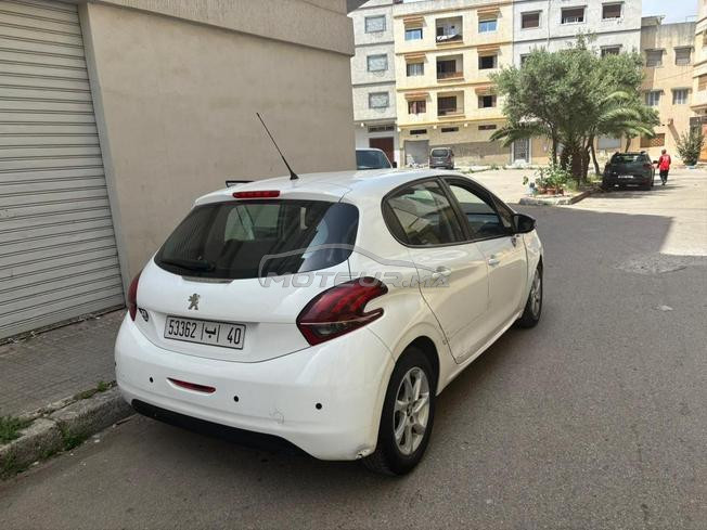 Peugeot 208  إصانص Manuelle 2018 à Tanger