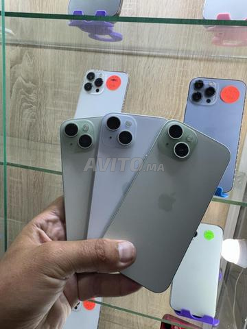 iPhone 15/128 officiel état 88