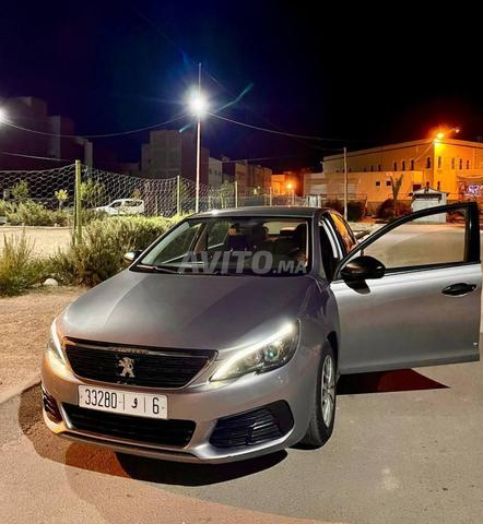 Peugeot 308 Diesel Manuelle 2018 à Taza