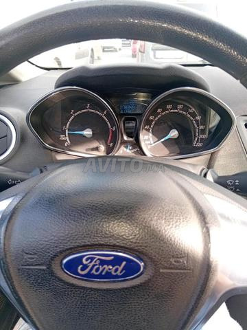 Ford Fiesta Diesel Manuelle 2014 à Casablanca - 2