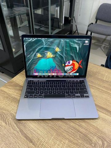 MacBook Pro 13” 2020 | 16 Go | 1 To (Officiel)