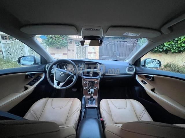 Volvo V40 automatique Première main