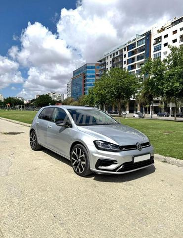 Volkswagen Golf 7 2.0 TDI DSG — Modèle 2017