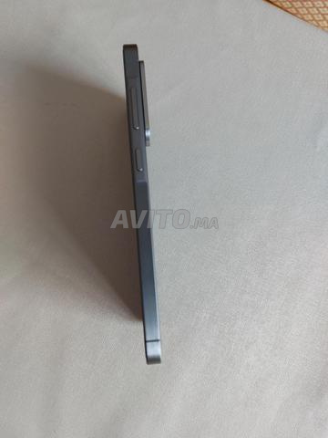 Samsung A56 5G 256 Go comme neuf et Samsung Fit3 - 2