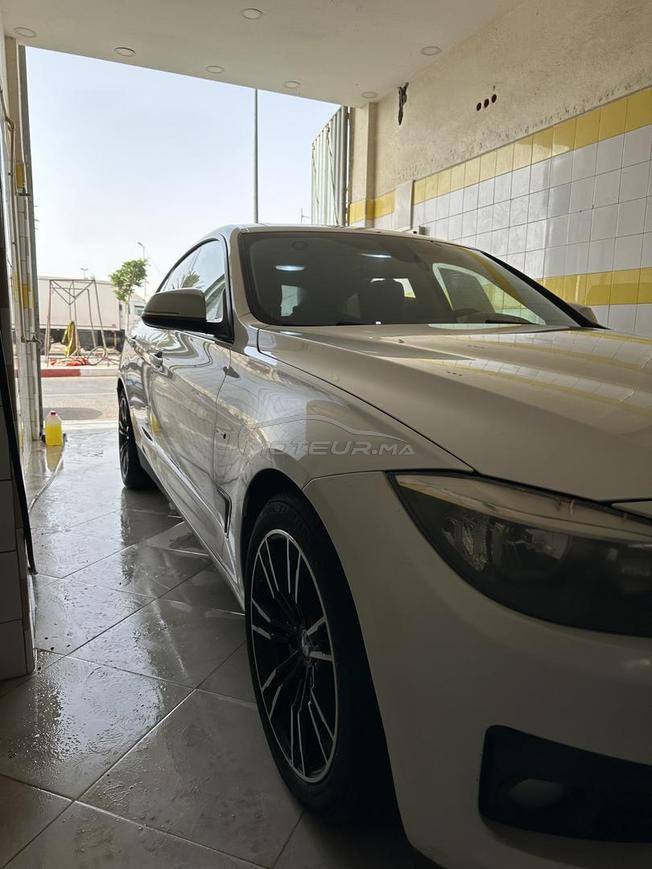 BMW Série 3 Diesel Manuelle 2015 à Laâyoune