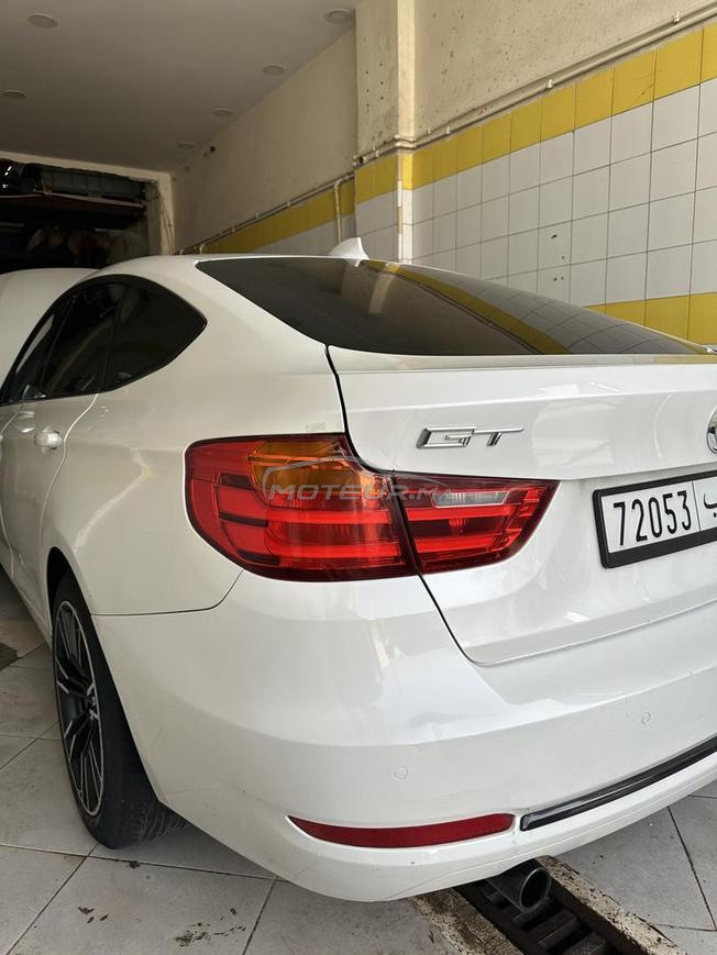 BMW Série 3 Diesel Manuelle 2015 à Laâyoune