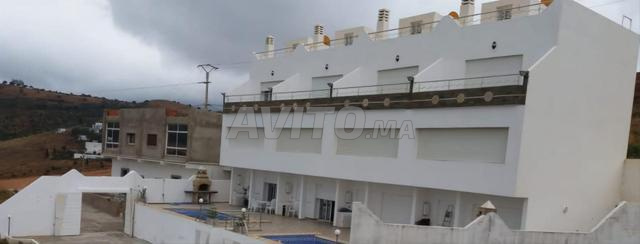 4 Triplex titrés à vendre