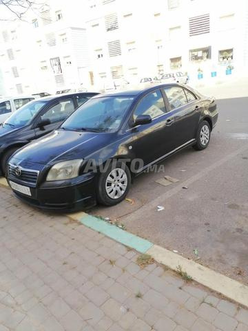 Toyota Avensis essence - 2