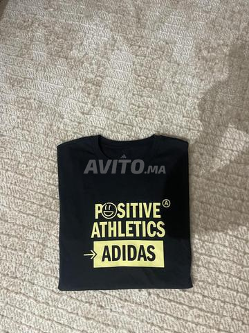 Tshirt Adidas neuf original taille M - 2