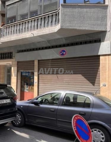 Magasin 100m à louer Maarif