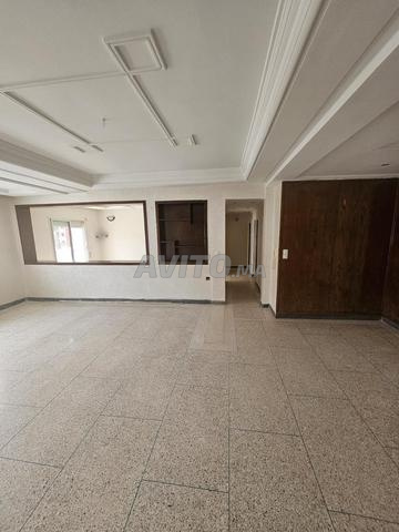 Appartement à vendre 125 m² en plein centre Hamria - 2