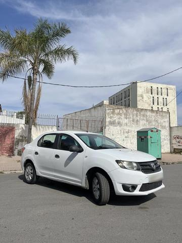 Dacia Logan Diesel Manuelle 2016 à Casablanca - 2