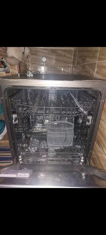 Lave-vaisselle neuf, peu utilisé, à vendre - 2