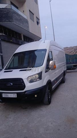 Ford Transit trois panneaux - 2