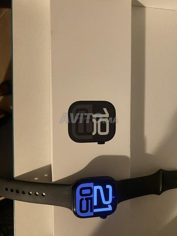 Apple Watch Series 10 42mm - 2