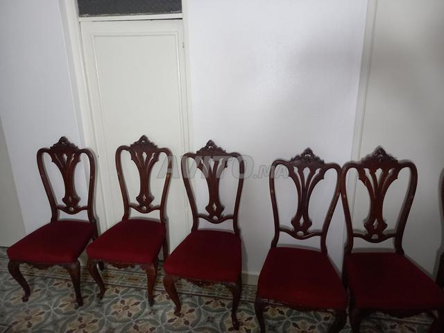 Cinq chaises à vendre - 2