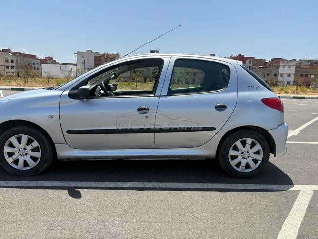 PEUGEOT 206