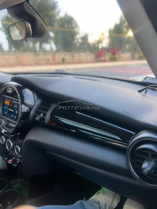 À vendre  Mini Cooper  5 Portes