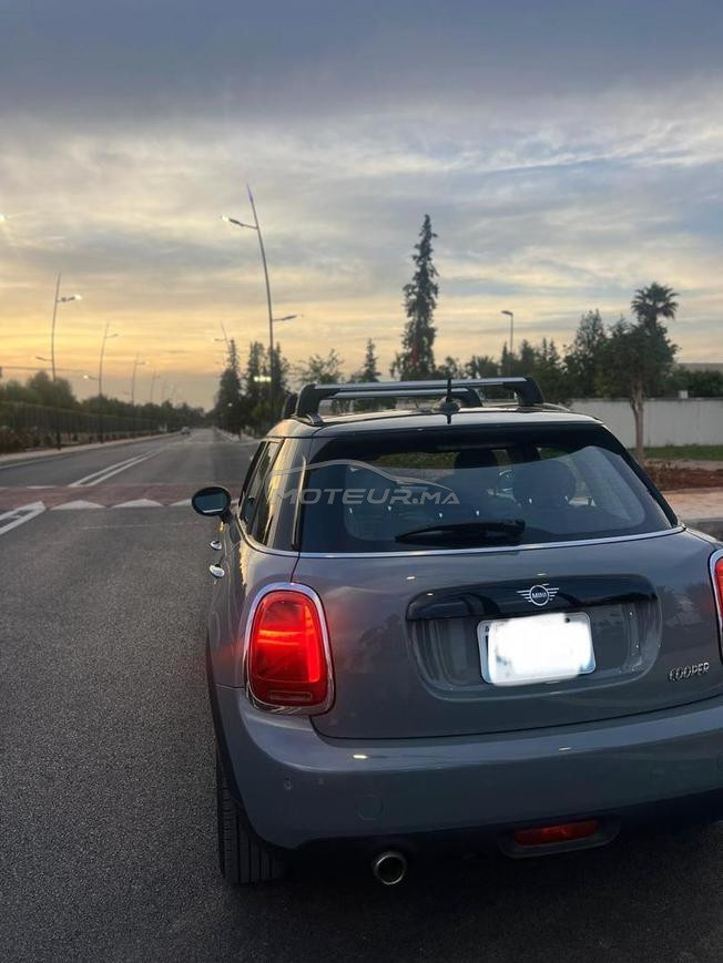 À vendre  Mini Cooper  5 Portes