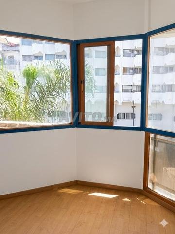 Spacieux Bureau de 200m² à Louer avec Ascenseur - 2