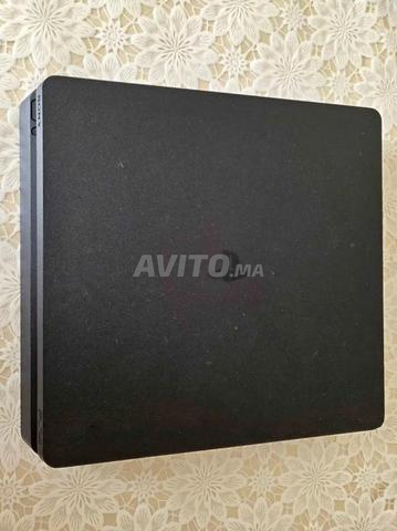 PS4 slim à bon prix à vendre