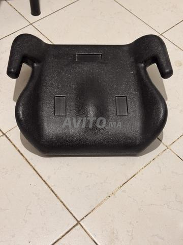 Chaise voiture pour enfant neuf marque signé - 2