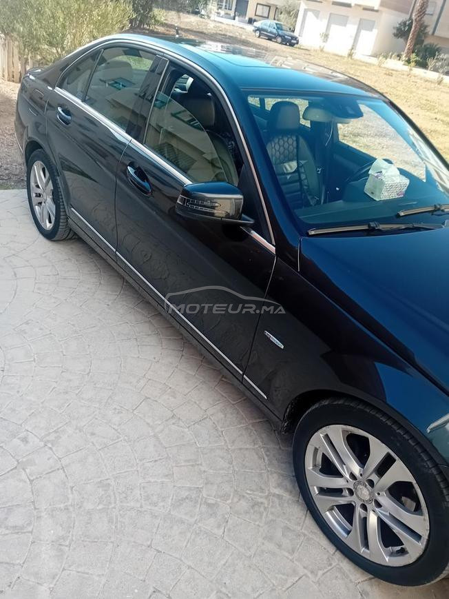 Mercedes C200 bleueffancy