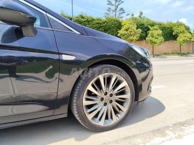 Opel Astra K Turbo Essence Manuelle 2015 - 2