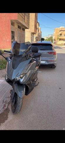 Yamaha TMAX 560 - 2