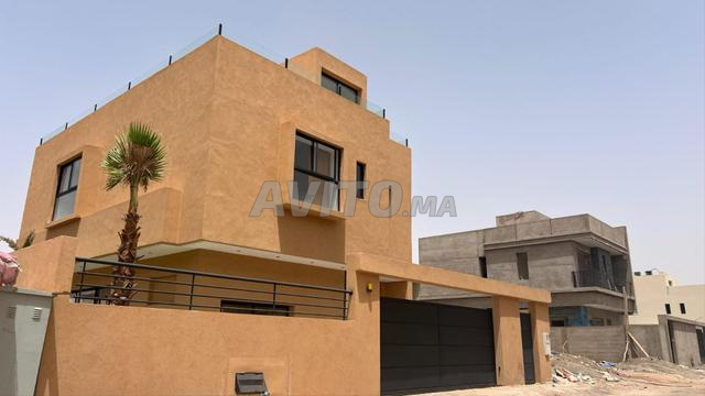 فيلا تاغانا 4 غرف نوم مع مسبح - 2