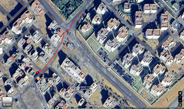 Terrain commercial d'angle de 90 m² - 2