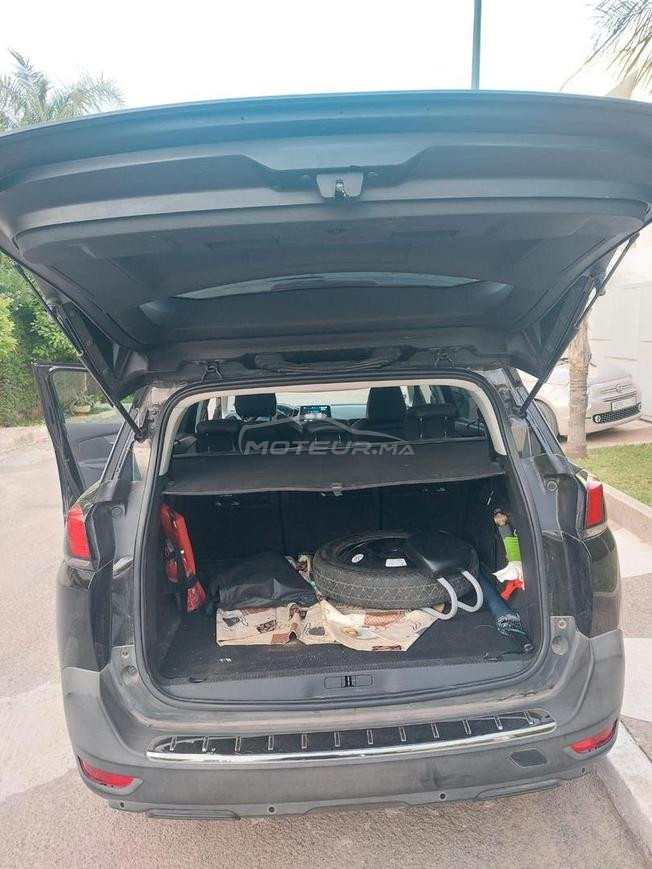 Peugeot 5008 Diesel Manuelle 2018 à Fès