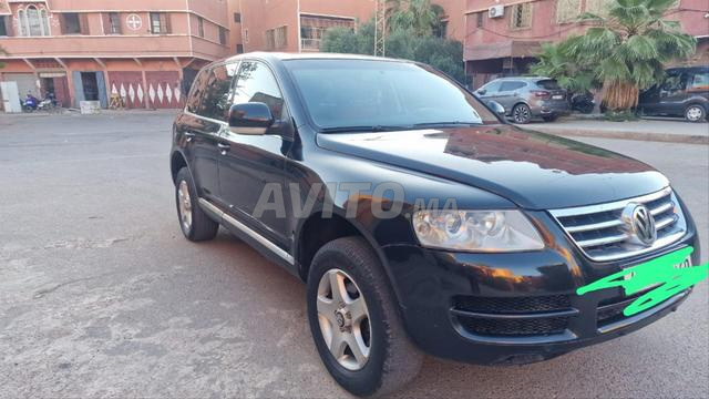 Voiture en très bon état située dans la ville de Marrakech