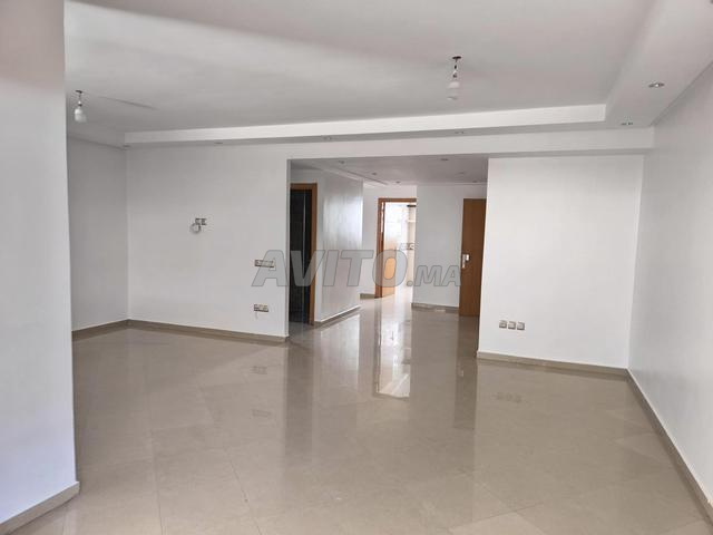 Appartement 3 chambres avec climatiseur et emplacement stratégique - 2