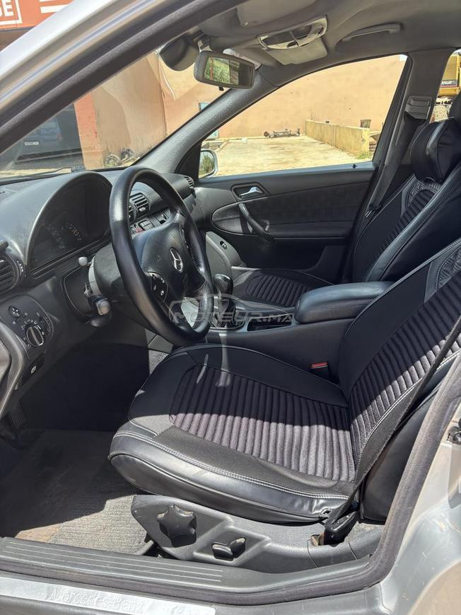 Mercedes-Benz C220 W203 Manuelle 2001
