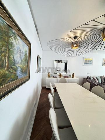 Appartement à vendre 138 m² à Rabat